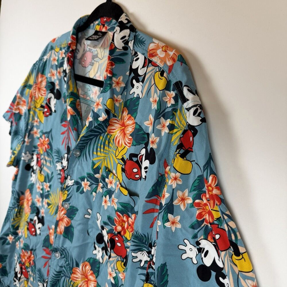 Disney Mickey Mouse Hawaiian Shirt Mens XL Floral Print Button Up Tropical Soft - Picture 4 of 9